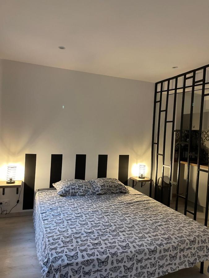Appart Otel 2 Espalion Zewnętrze zdjęcie
